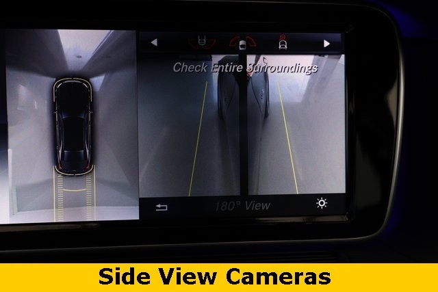 Mercedes-Benz S-Class Thumbnail Image 69