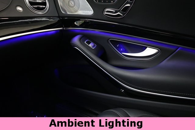 Mercedes-Benz S-Class Thumbnail Image 79