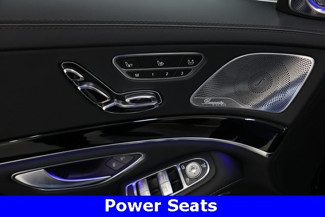 Mercedes-Benz S-Class Thumbnail Image 80