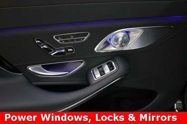 Mercedes-Benz S-Class Thumbnail Image 95