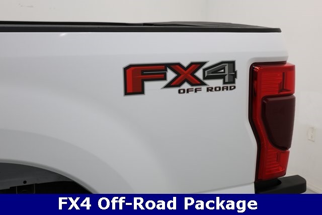 Ford Super Duty F-250 SRW Thumbnail Image 61