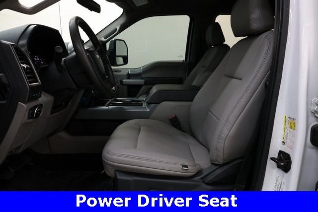 Ford Super Duty F-250 SRW Thumbnail Image 76