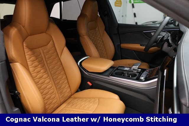 Audi RS Q8 Vehicle Image 15