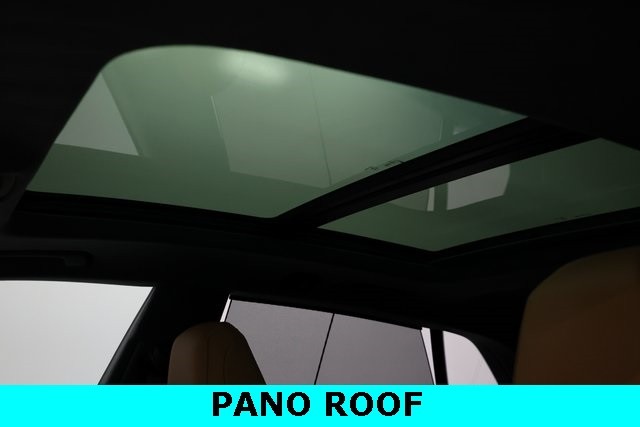 Audi RS Q8 Vehicle Image 22