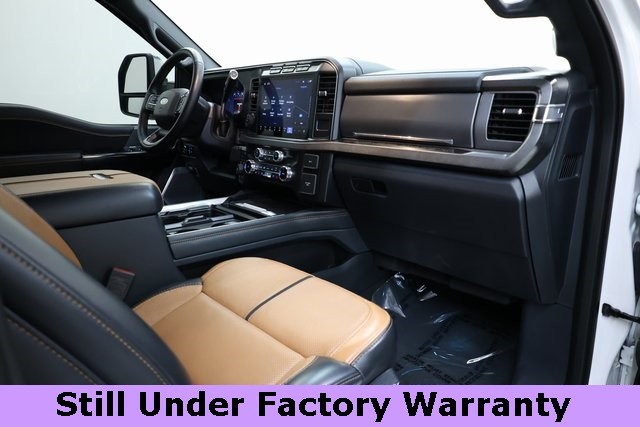 Ford Super Duty F-250 SRW Thumbnail Image 65