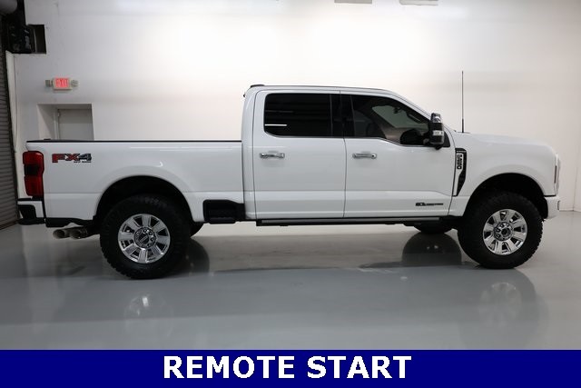 Ford Super Duty F-250 SRW Thumbnail Image 75