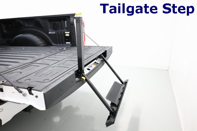 Ford Super Duty F-250 SRW Thumbnail Image 97