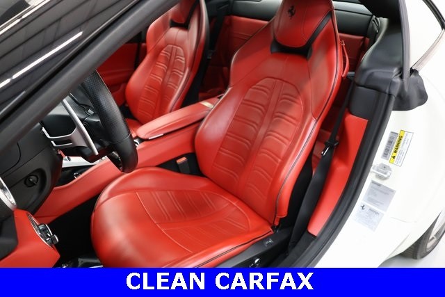 Ferrari California T Vehicle Image 11