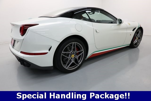 Ferrari California T Vehicle Image 13