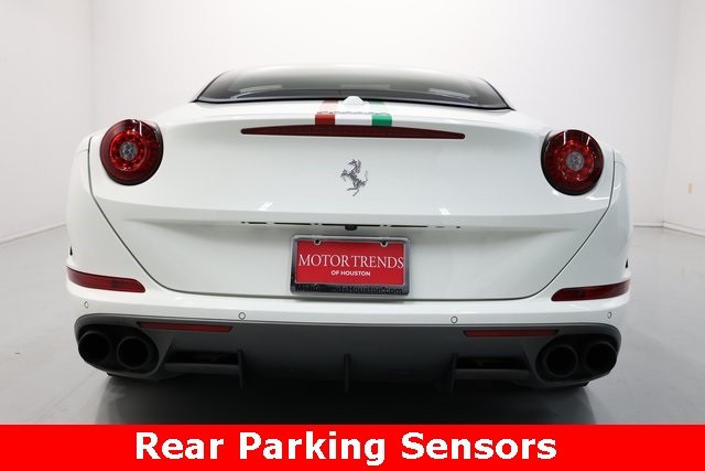 Ferrari California T Vehicle Image 25
