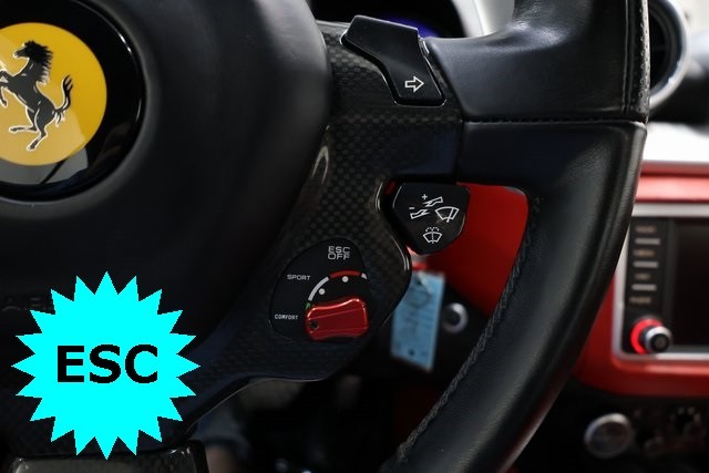 Ferrari California T Vehicle Image 33