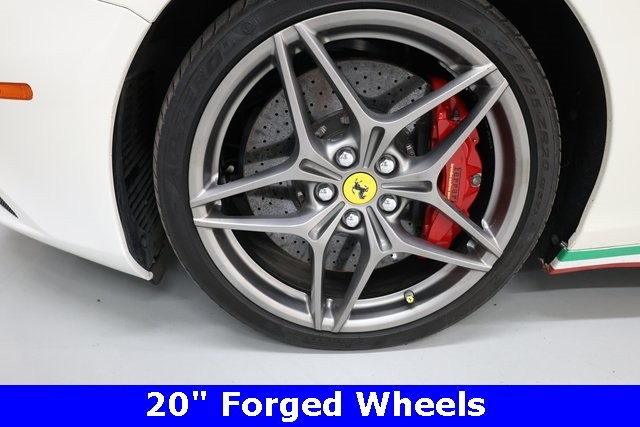 Ferrari California T Vehicle Image 35