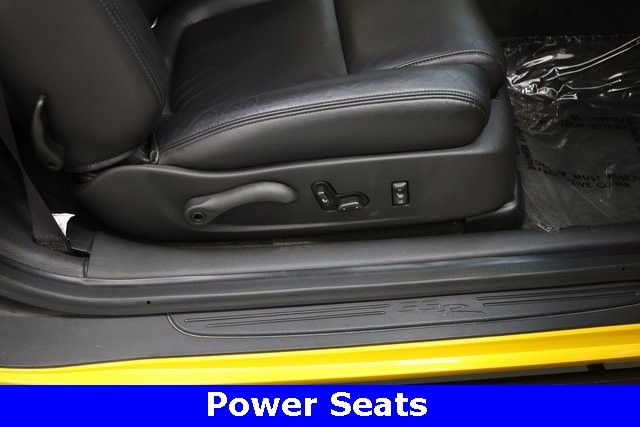 Chevrolet SSR Thumbnail Image 68