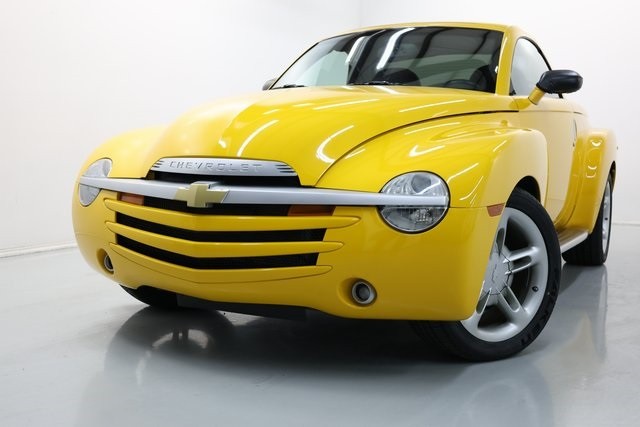 Chevrolet SSR Thumbnail Image 84