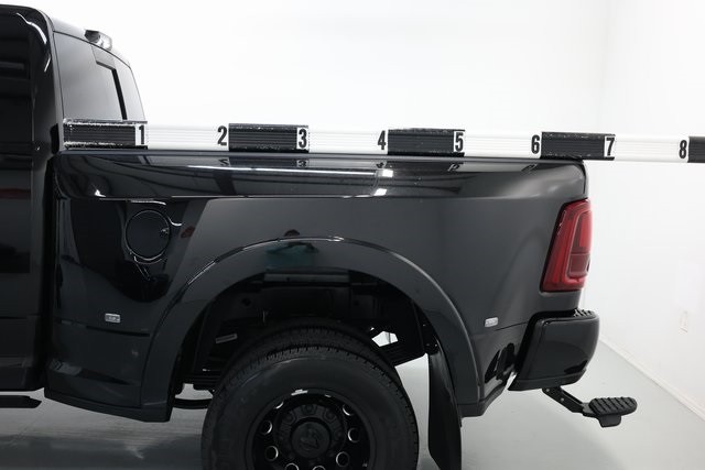 Ram 3500 Thumbnail Image 82