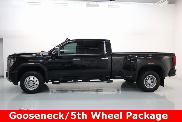 GMC Sierra 3500HD Thumbnail Image 61