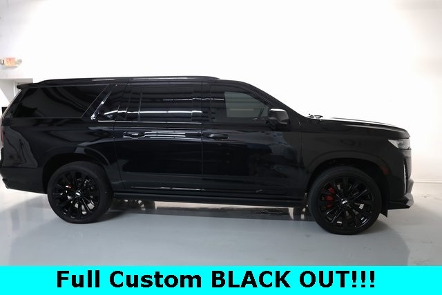 Cadillac Escalade ESV Vehicle Image 03