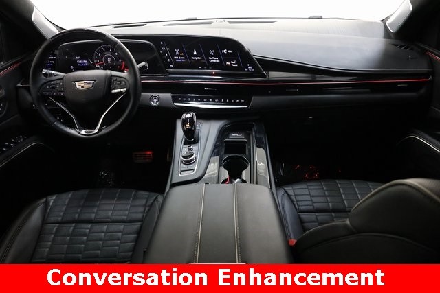 Cadillac Escalade ESV Vehicle Image 14