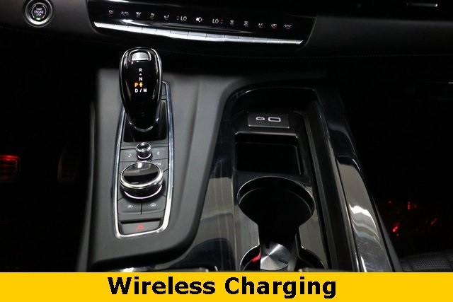 Cadillac Escalade ESV Vehicle Image 50