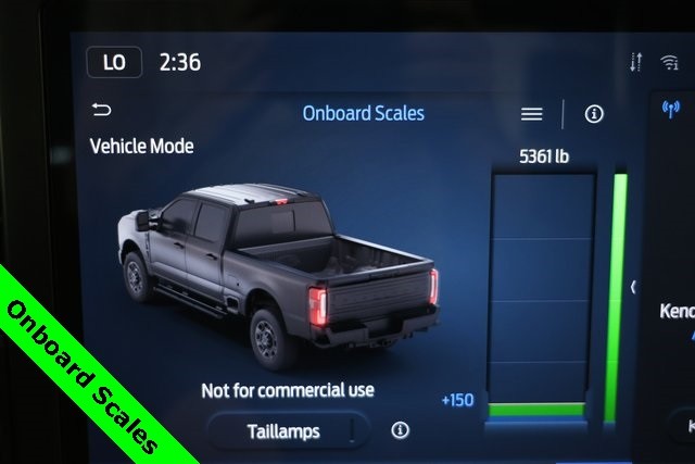 Ford Super Duty F-350 DRW Thumbnail Image 63