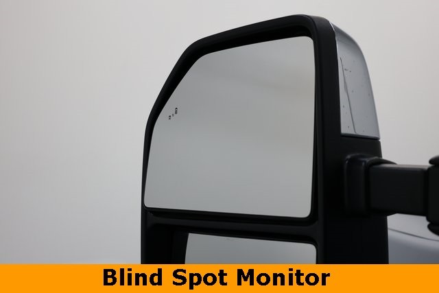Ford Super Duty F-350 DRW Thumbnail Image 78