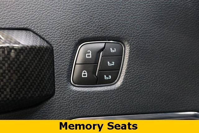 Ford Super Duty F-250 SRW Thumbnail Image 93