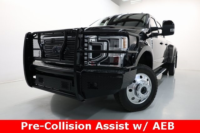 Ford Super Duty F-450 DRW Thumbnail Image 75