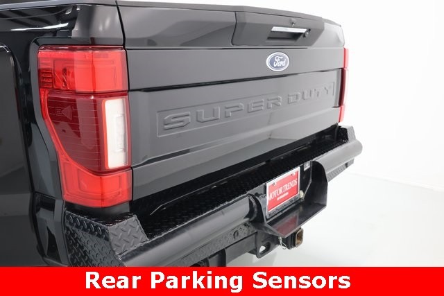 Ford Super Duty F-450 DRW Thumbnail Image 76