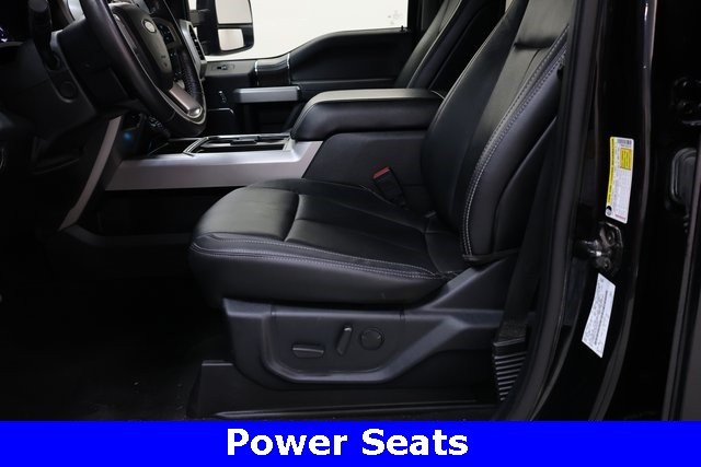 Ford Super Duty F-450 DRW Thumbnail Image 80