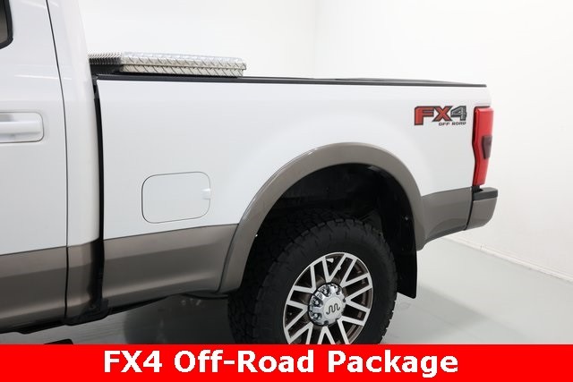 Ford Super Duty F-250 SRW Vehicle Image 10