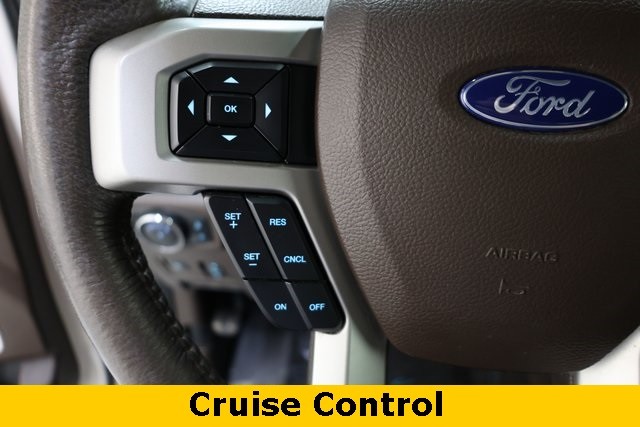 Ford Super Duty F-250 SRW Vehicle Image 34