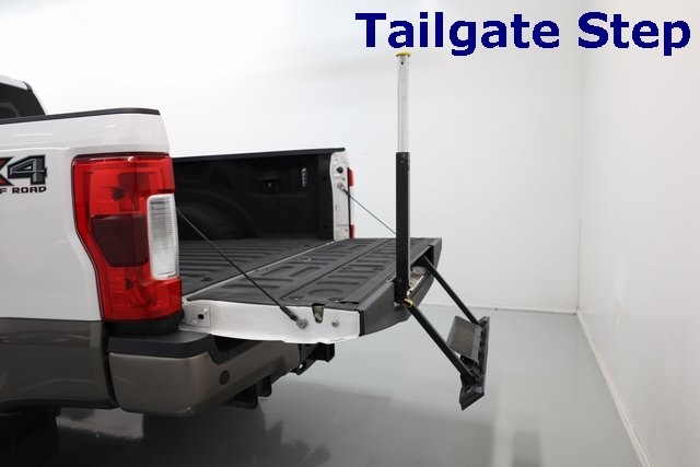 Ford Super Duty F-250 SRW Vehicle Image 38