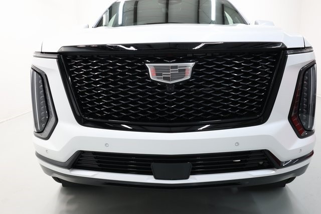 Cadillac Escalade Vehicle Image 13