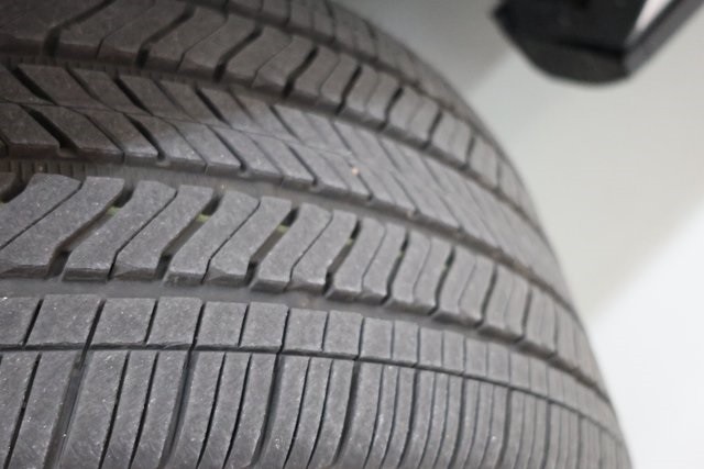 Cadillac Escalade Vehicle Image 39