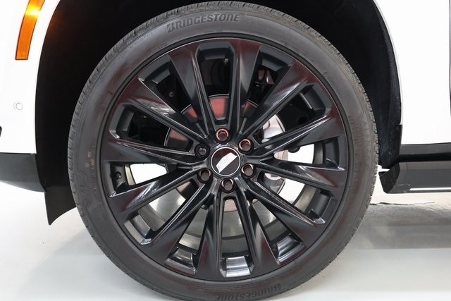 Cadillac Escalade Vehicle Image 41