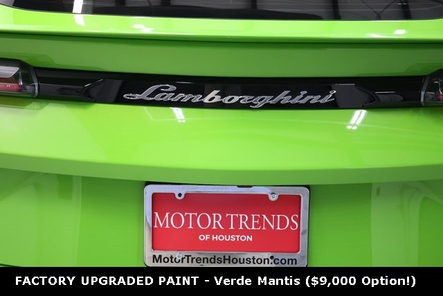 Lamborghini Urus Vehicle Image 03