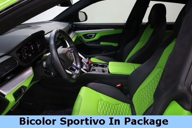 Lamborghini Urus Vehicle Image 10