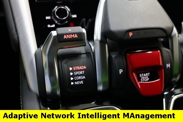 Lamborghini Urus Vehicle Image 11