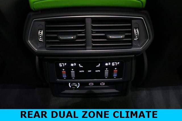 Lamborghini Urus Vehicle Image 37