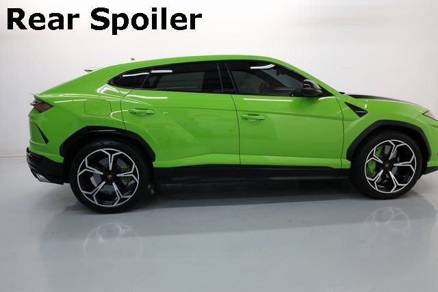 Lamborghini Urus Vehicle Image 49