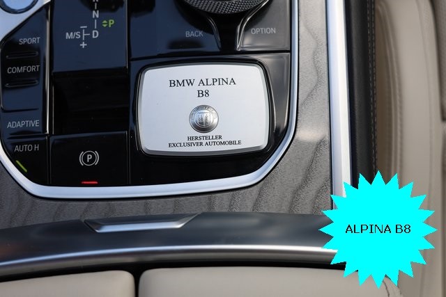 BMW 8 Series Vehicle Image 03