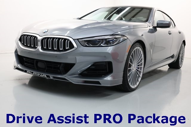 BMW 8 Series Vehicle Image 11