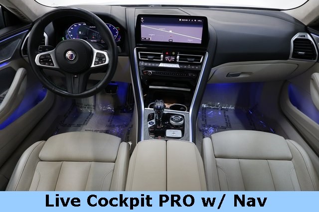 BMW 8 Series Vehicle Image 17