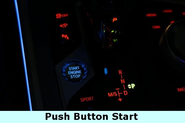 BMW 8 Series Vehicle Image 29