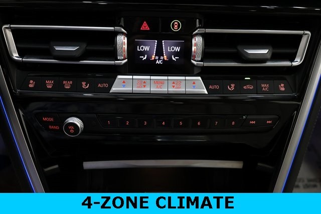 BMW 8 Series Vehicle Image 43