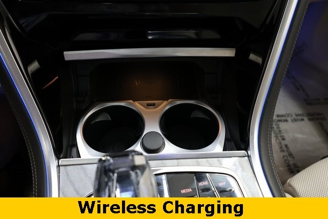 BMW 8 Series Vehicle Image 47