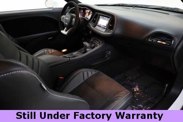 Dodge Challenger Vehicle Image 18