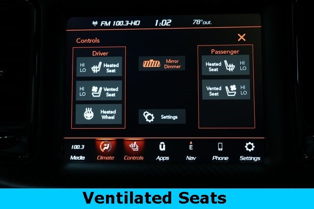 Dodge Challenger Vehicle Image 29