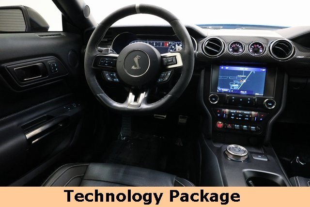 Ford Mustang Vehicle Image 12