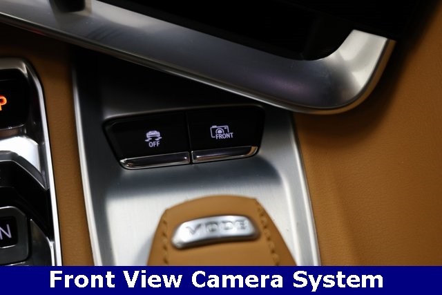 Chevrolet Corvette Vehicle Image 22